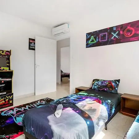 Familiale Gaming - 4 Villa